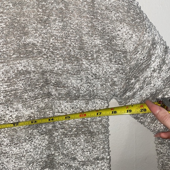 🍓NWOT Lauren Conrad sweater! - Picture 11 of 11